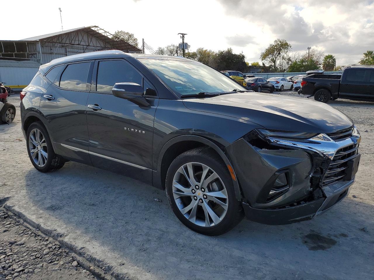 2020 CHEVROLET BLAZER PREMIER photo 4