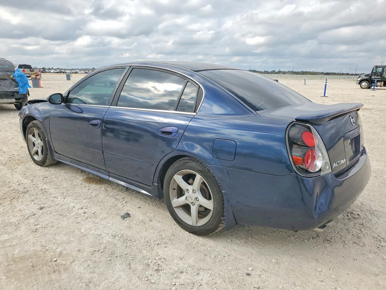 2006 NISSAN ALTIMA SE photo 2