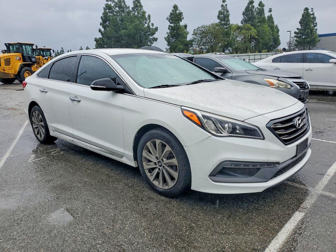 2015 HYUNDAI SONATA SPORT photo 4