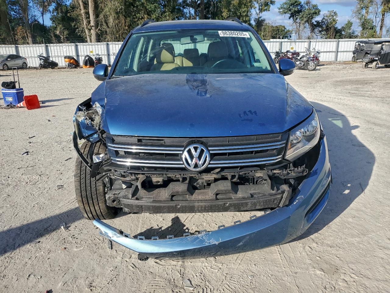 2017 VOLKSWAGEN TIGUAN S photo 5