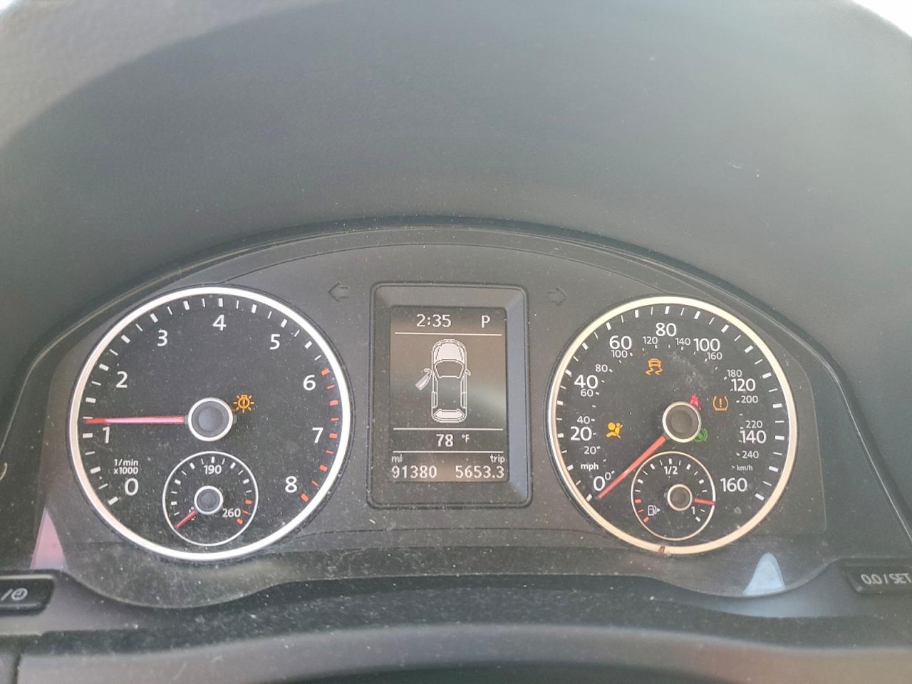 2017 VOLKSWAGEN TIGUAN S photo 9