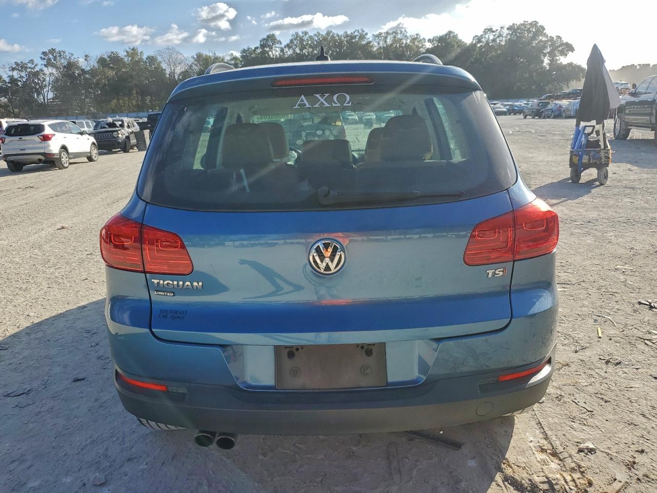 2017 VOLKSWAGEN TIGUAN S photo 6