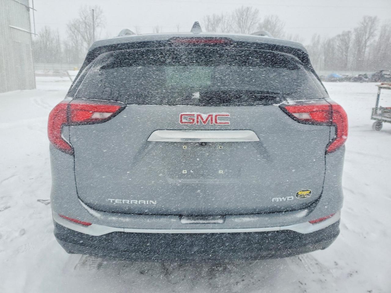2020 GMC TERRAIN SLT photo 6