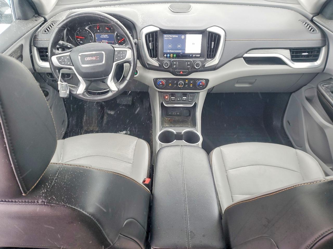 2020 GMC TERRAIN SLT photo 8