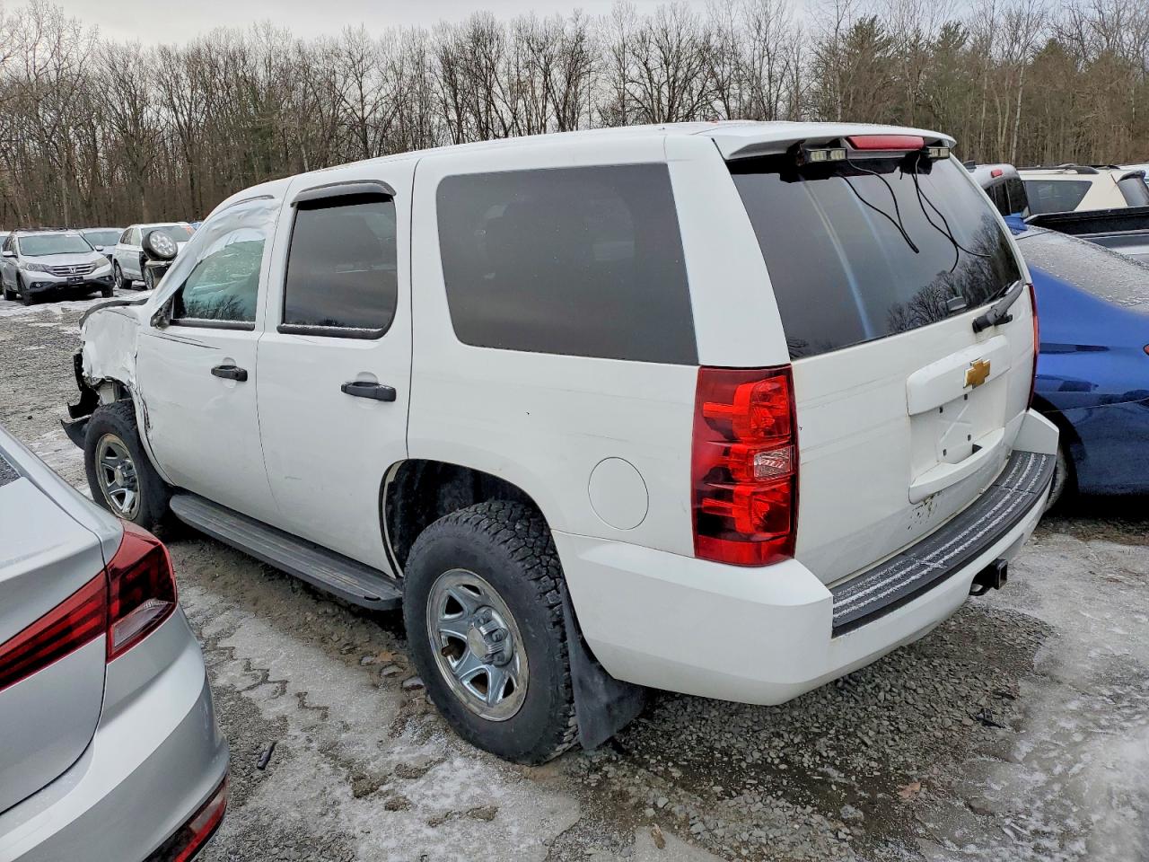 2013 CHEVROLET TAHOE SPECIAL photo 2