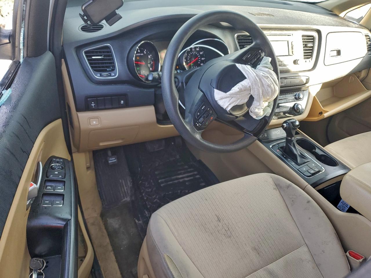 2016 KIA SEDONA LX photo 8