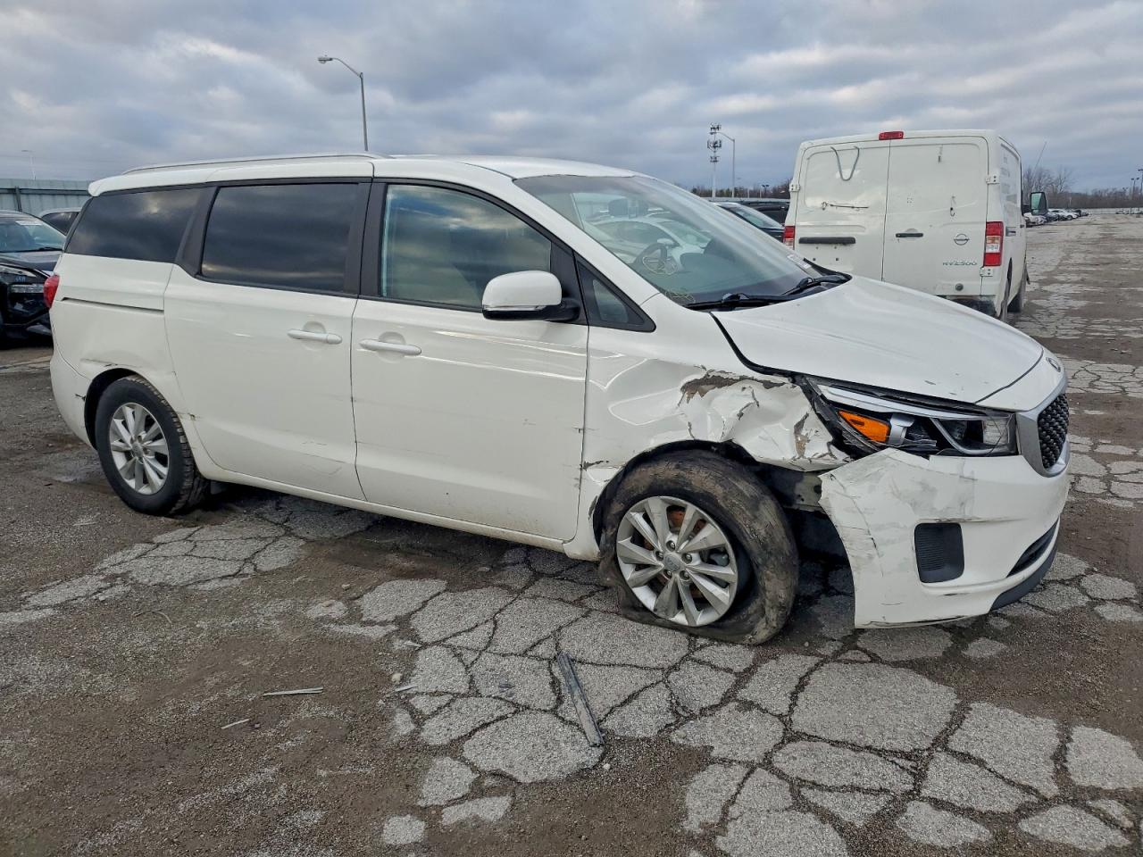 2016 KIA SEDONA LX photo 4