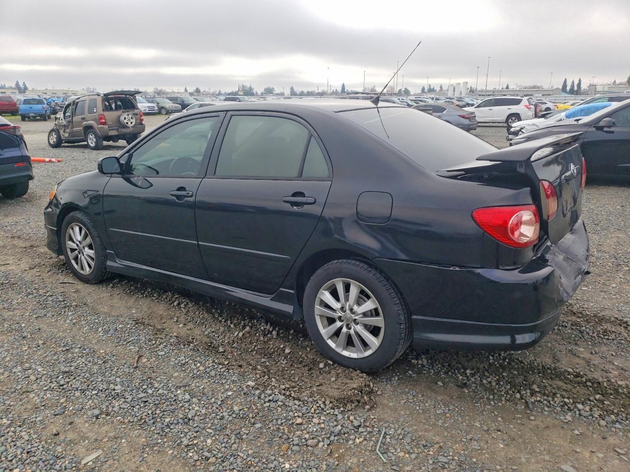 2006 TOYOTA COROLLA CE photo 2