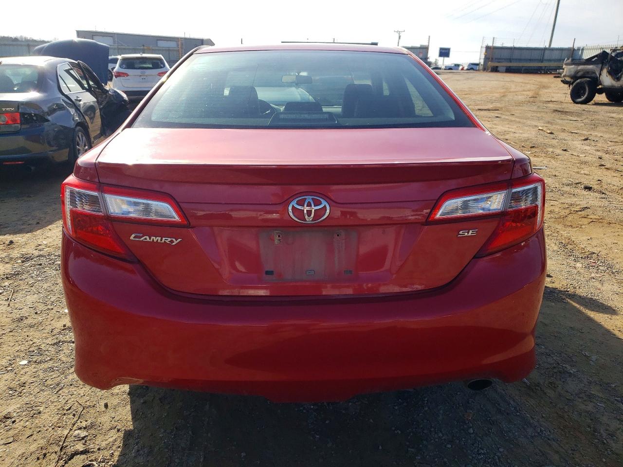 2013 TOYOTA CAMRY L photo 6
