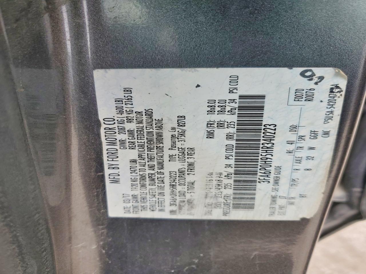 2017 FORD FUSION SE photo 34