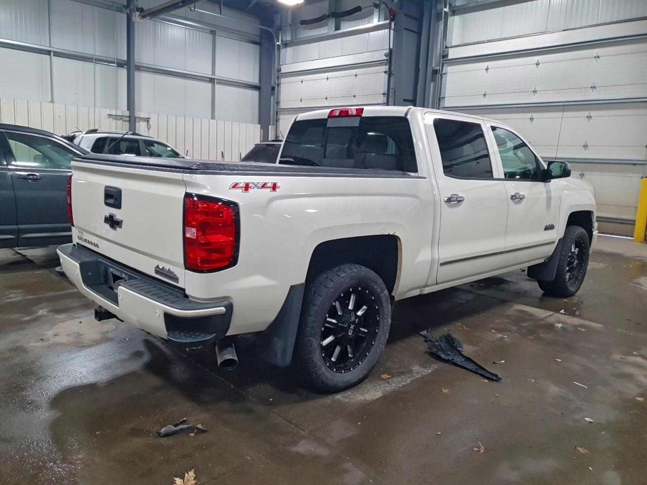 2014 CHEVROLET SILVERADO K1500 HIGH COUNTRY photo 3