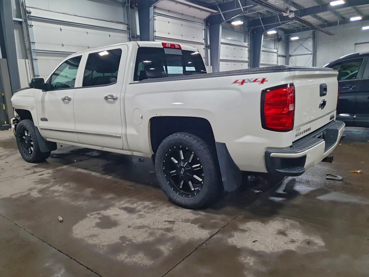 2014 CHEVROLET SILVERADO K1500 HIGH COUNTRY photo 2