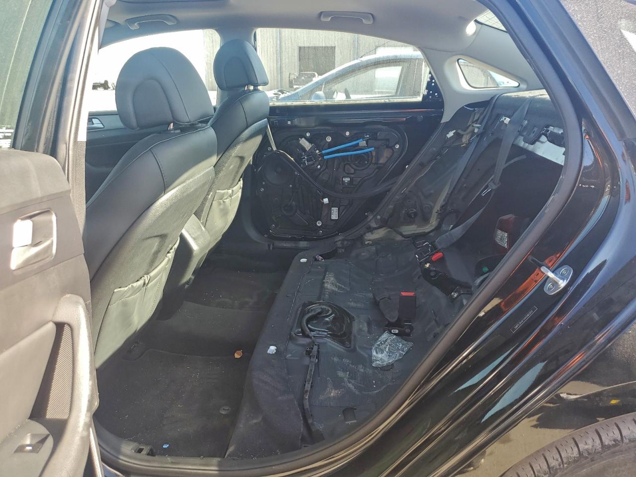 2017 HYUNDAI SONATA SPORT photo 10
