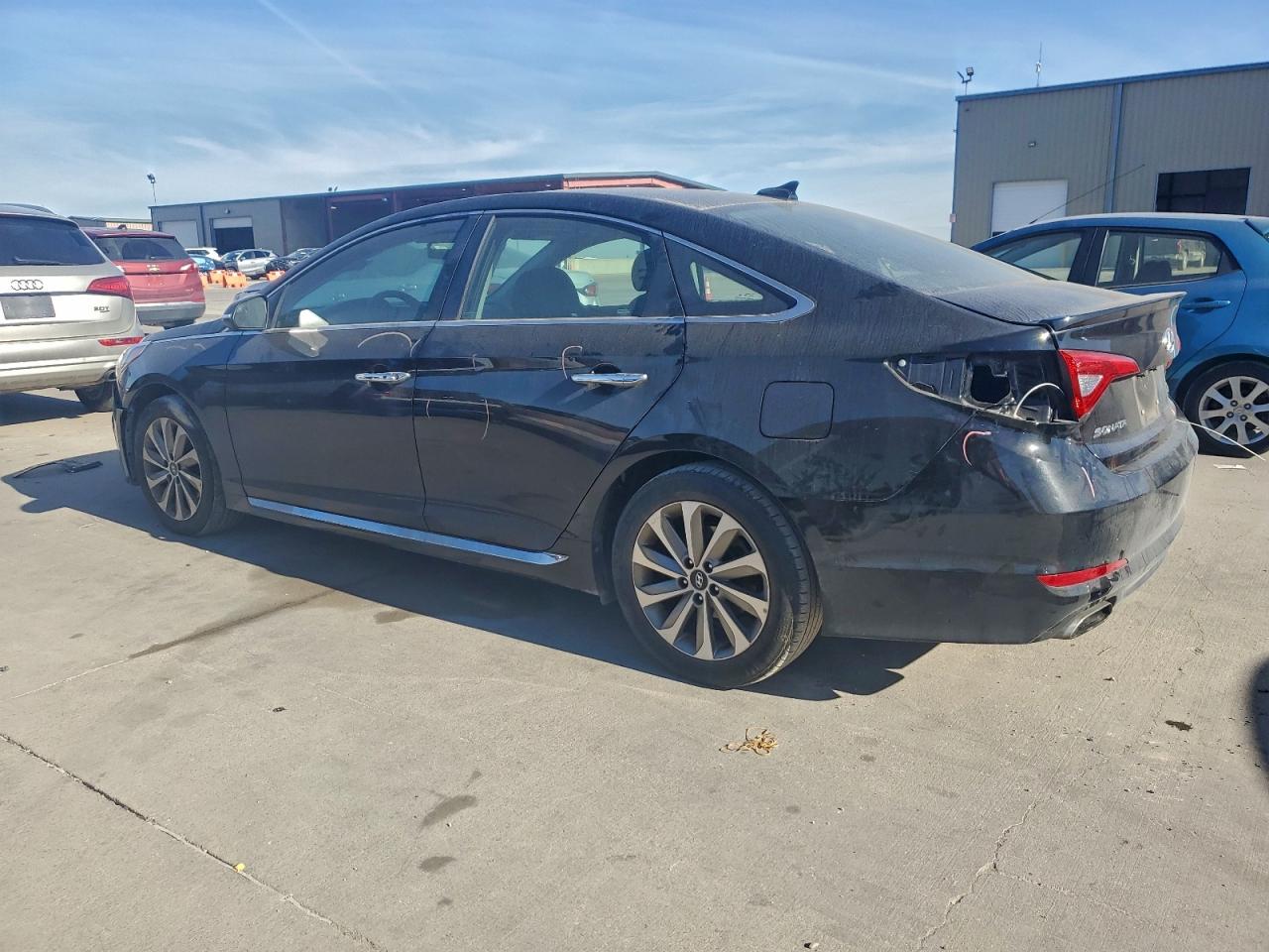 2017 HYUNDAI SONATA SPORT photo 2