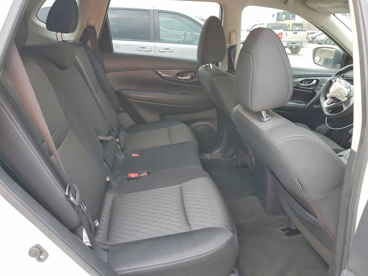 2017 NISSAN ROGUE S photo 11