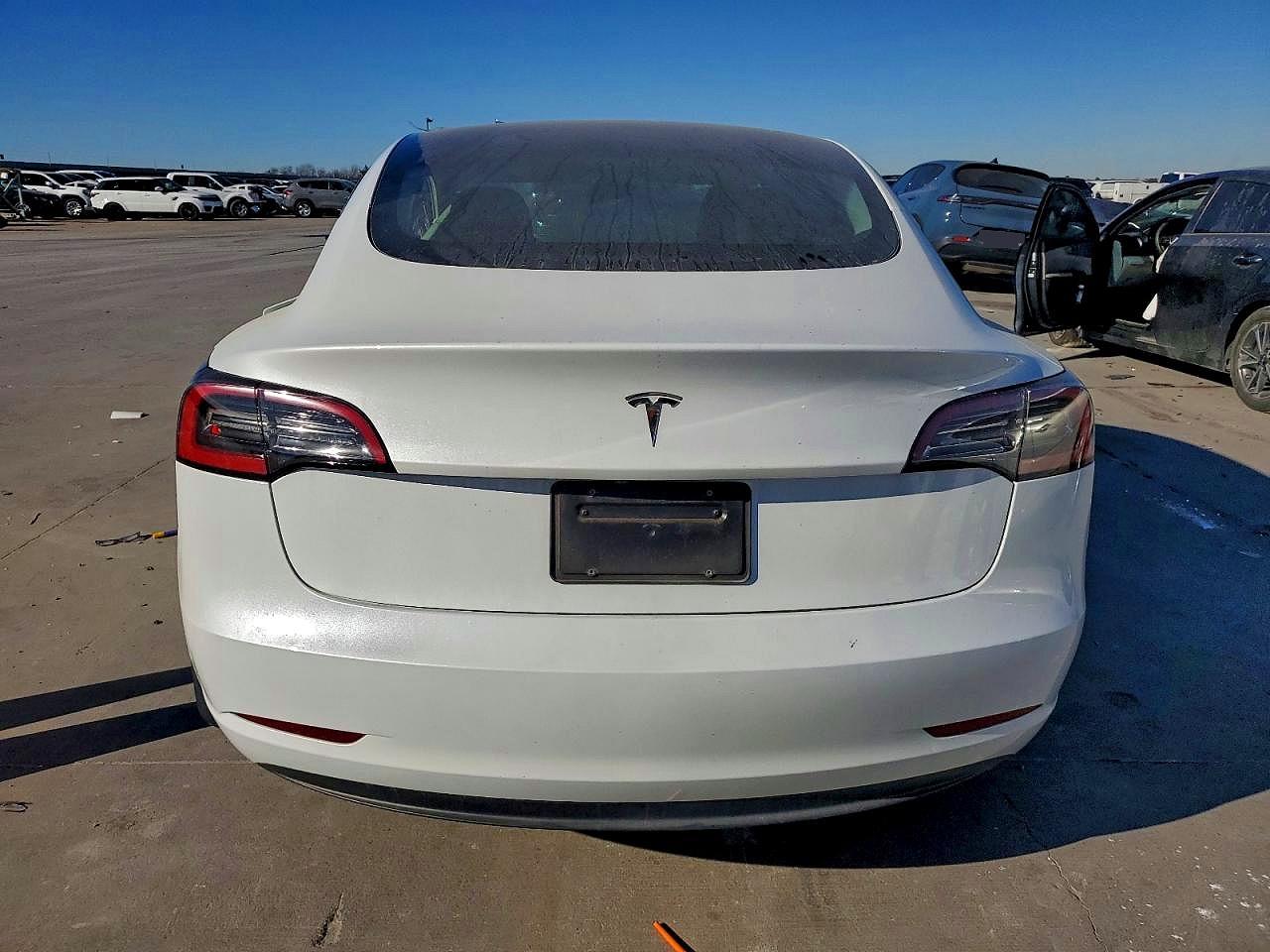 2023 TESLA MODEL 3 photo 11