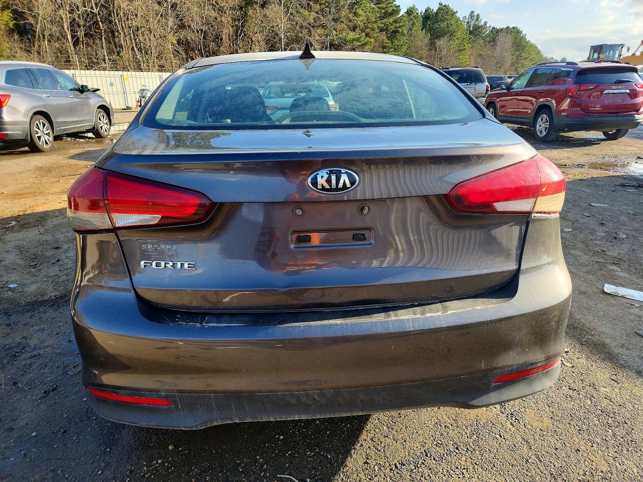 2017 KIA FORTE LX photo 6