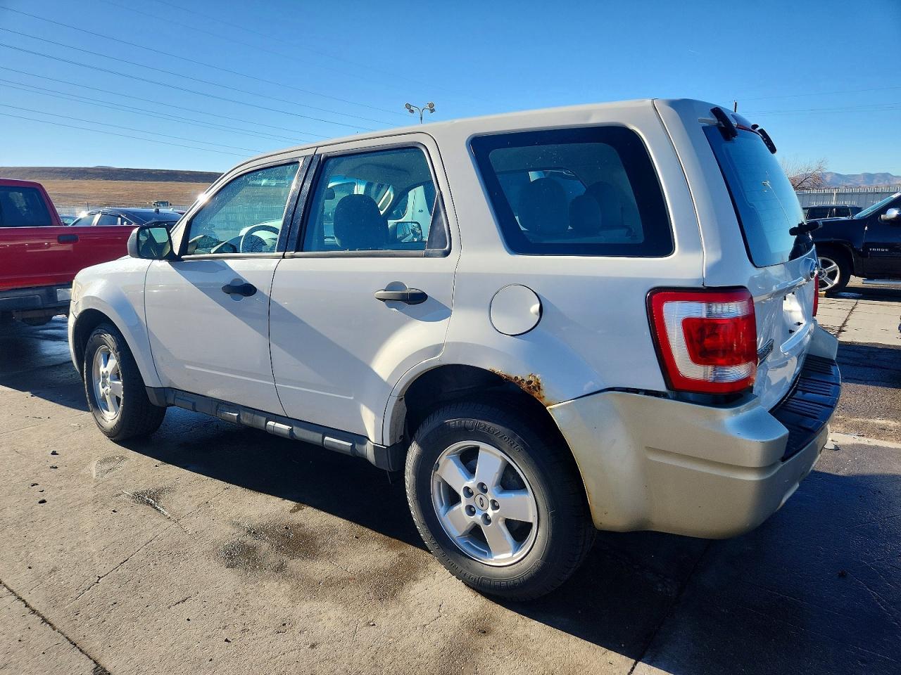 2012 FORD ESCAPE XLS photo 2