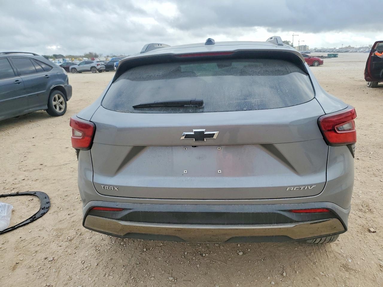 2025 CHEVROLET TRAX ACTIV photo 6