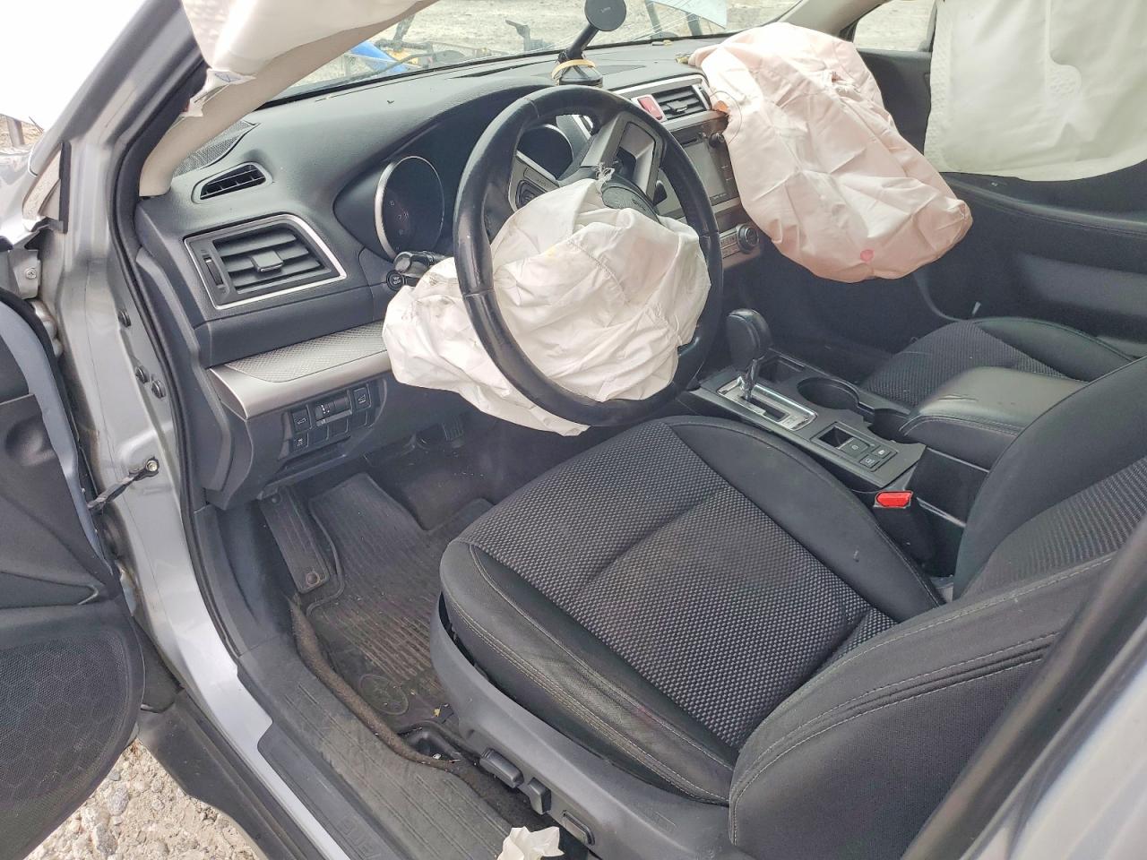 2015 SUBARU OUTBACK 2.5I PREMIUM photo 8