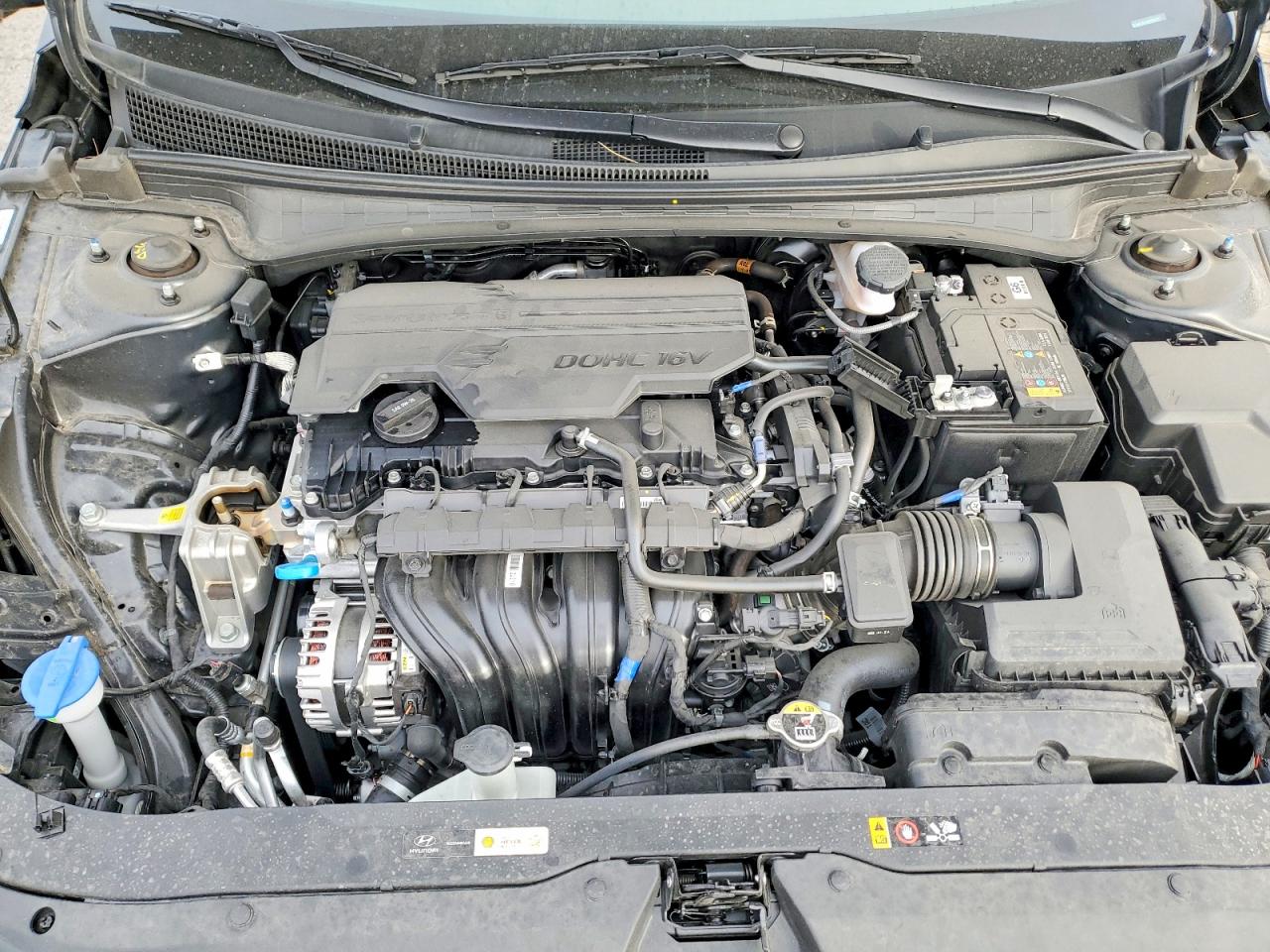 2025 HYUNDAI ELANTRA SEL SPORT photo 11