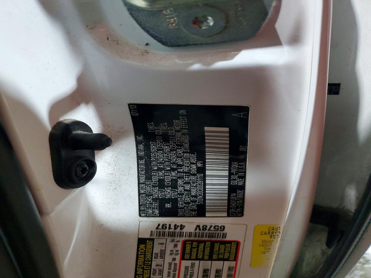 2013 TOYOTA SIENNA XLE photo 13