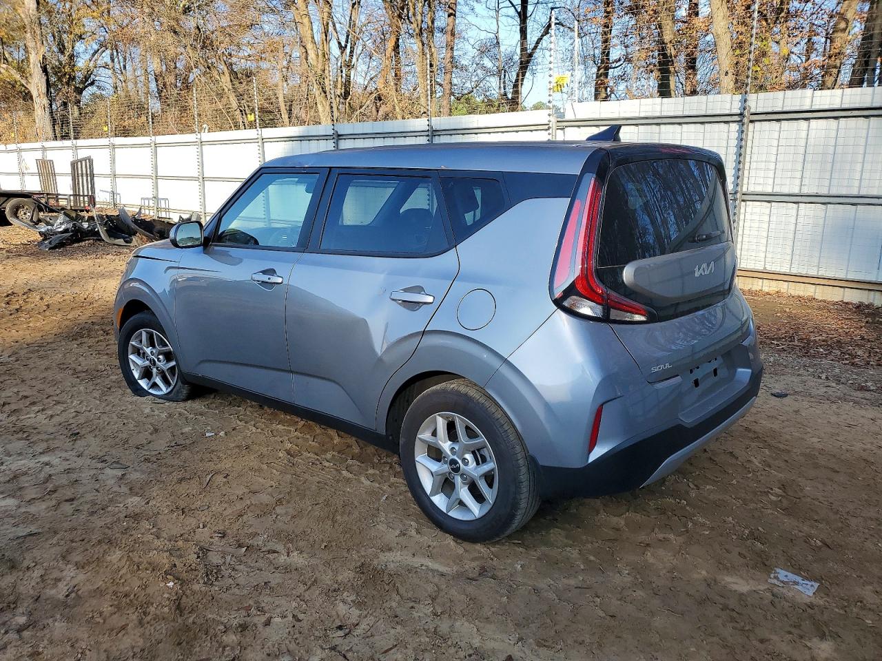 2025 KIA SOUL photo 2
