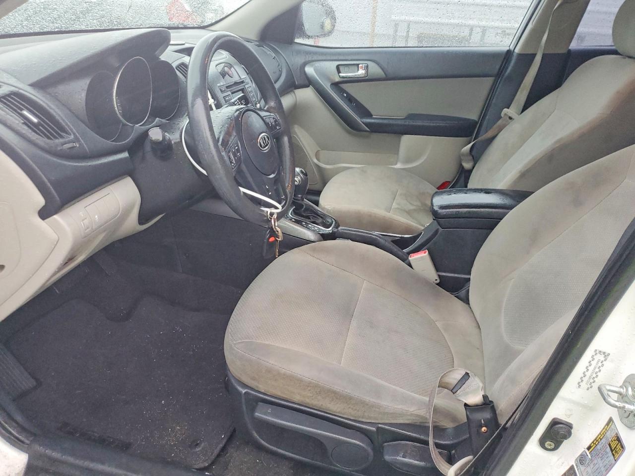 2013 KIA FORTE EX photo 7
