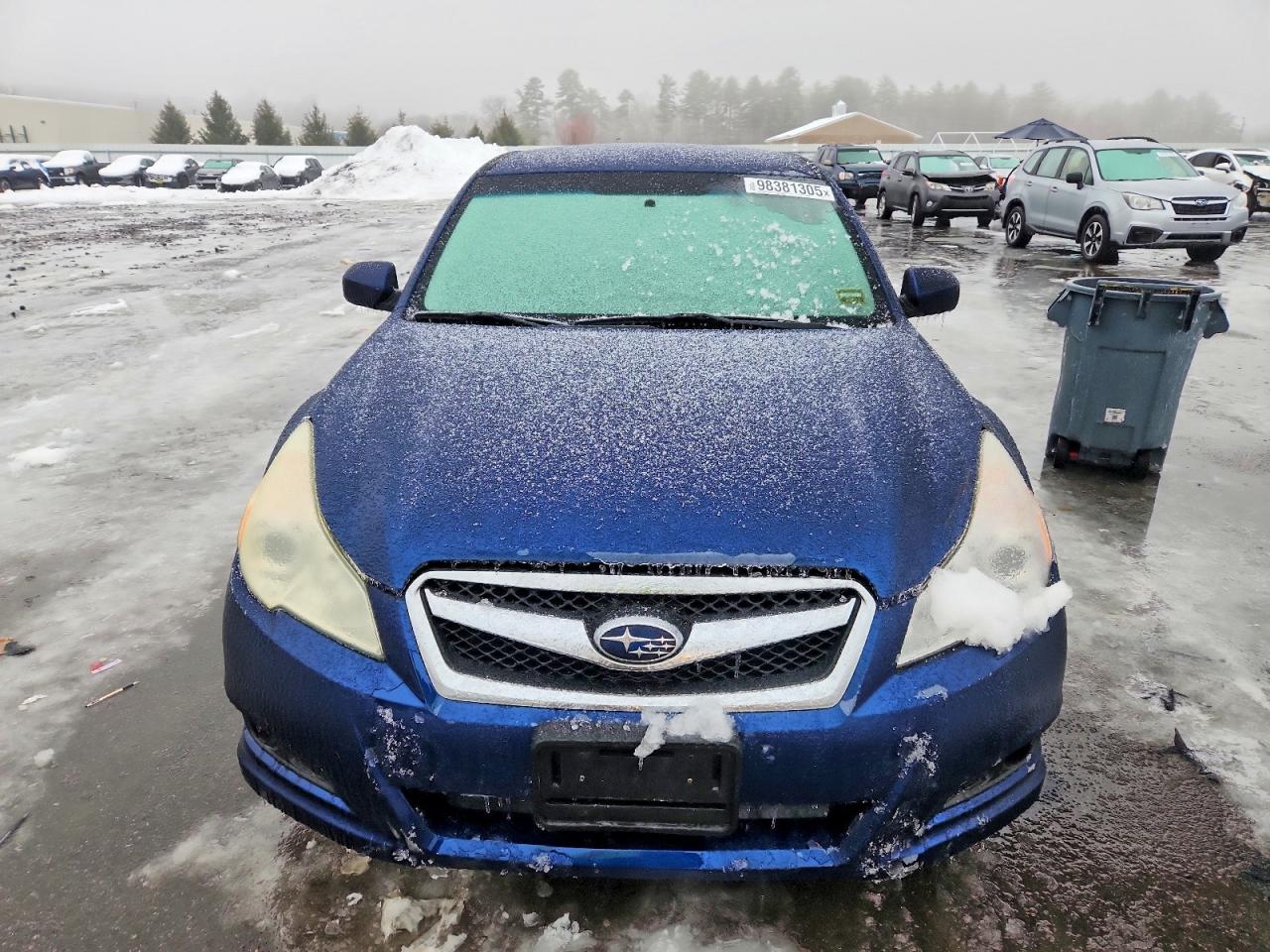 2011 SUBARU LEGACY photo 5