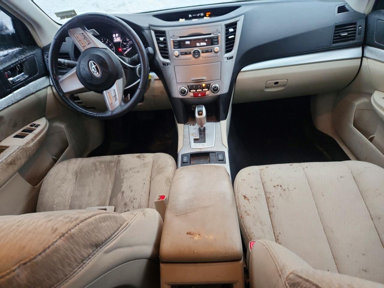 2011 SUBARU LEGACY photo 8