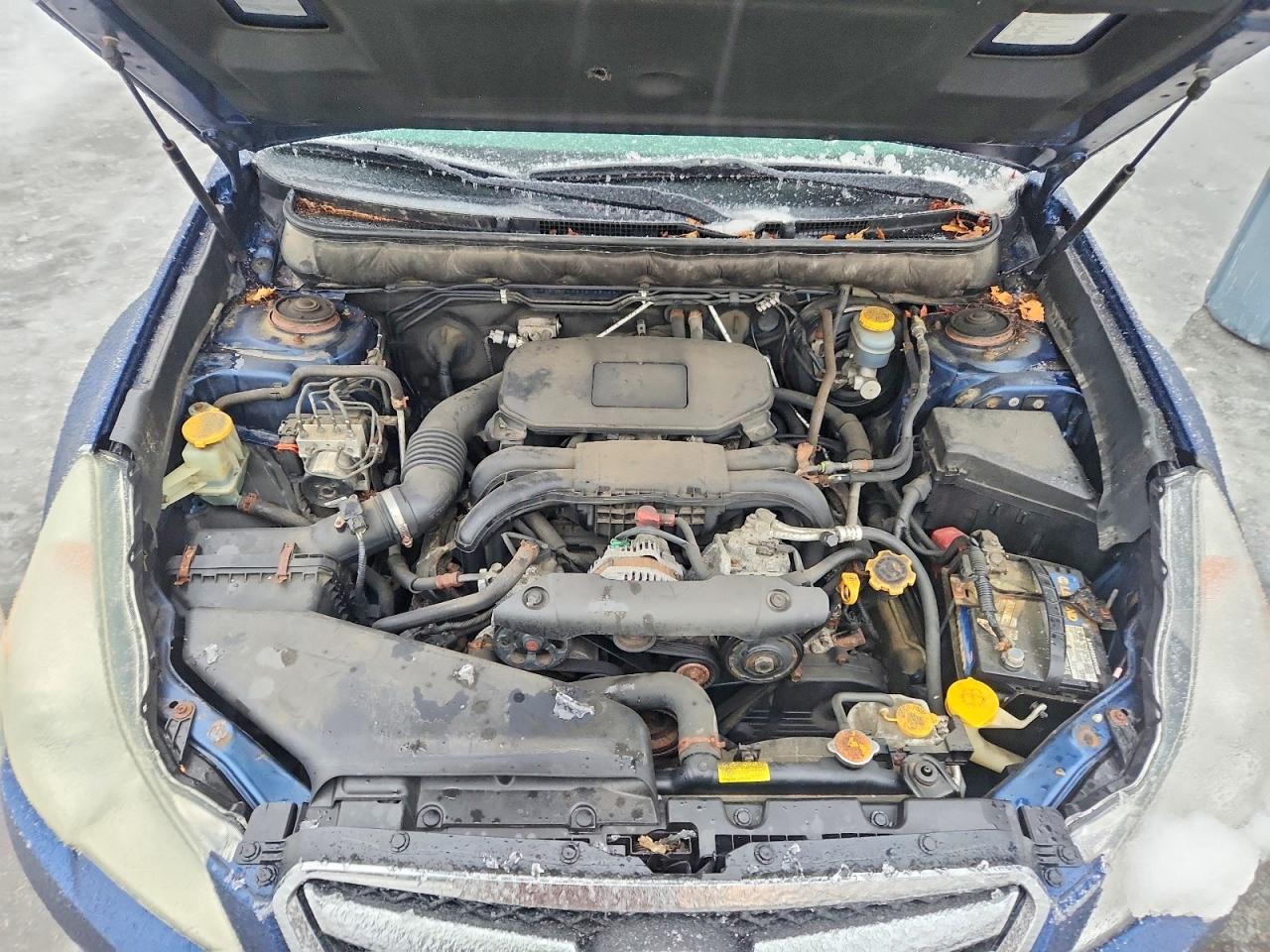 2011 SUBARU LEGACY photo 11