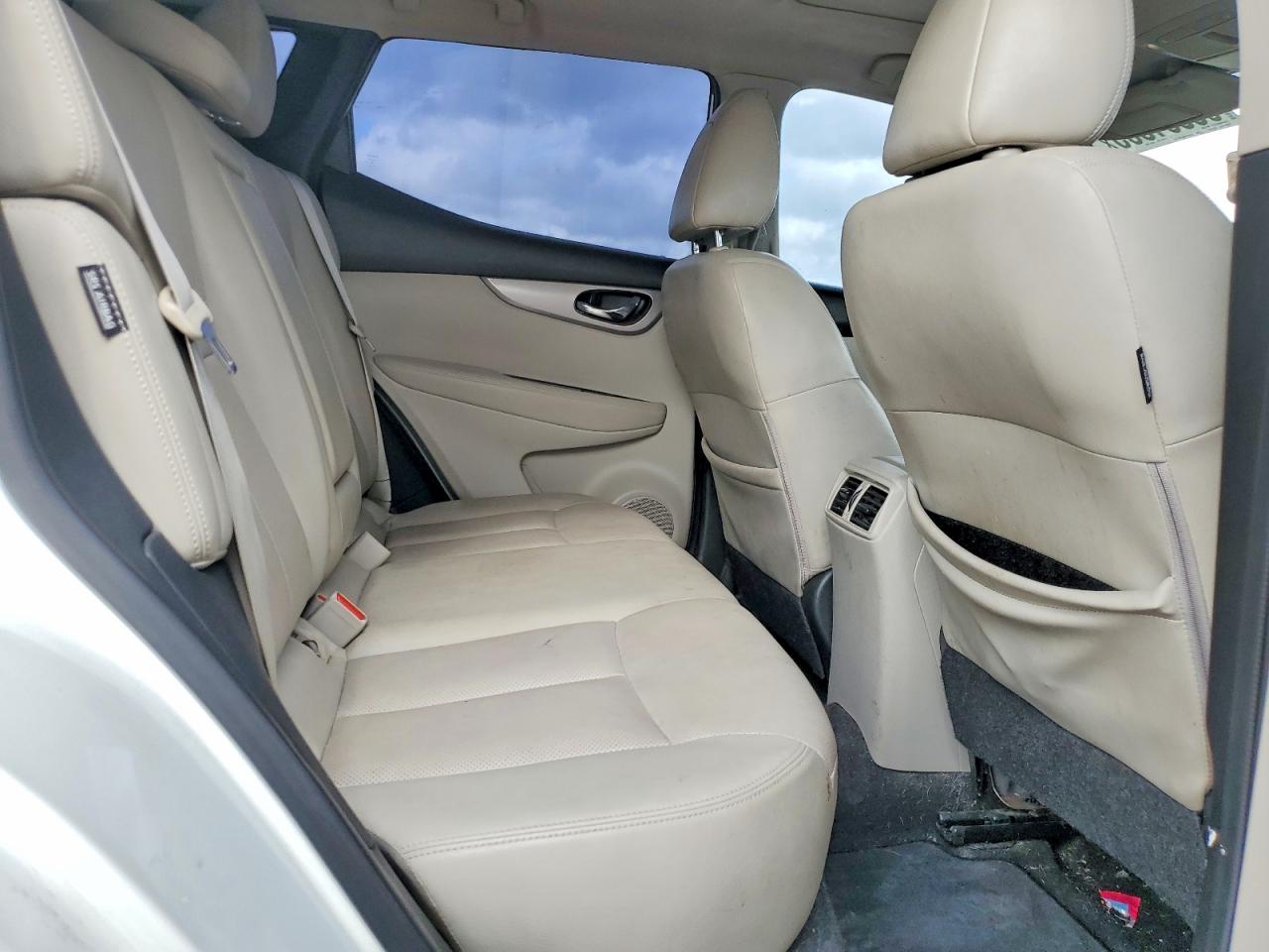 2020 NISSAN ROGUE SPORT S photo 11