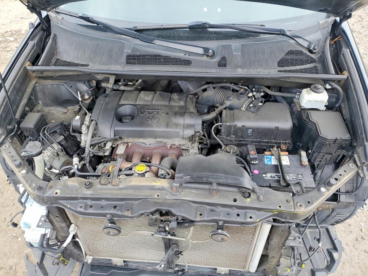 2012 TOYOTA HIGHLANDER BASE photo 12