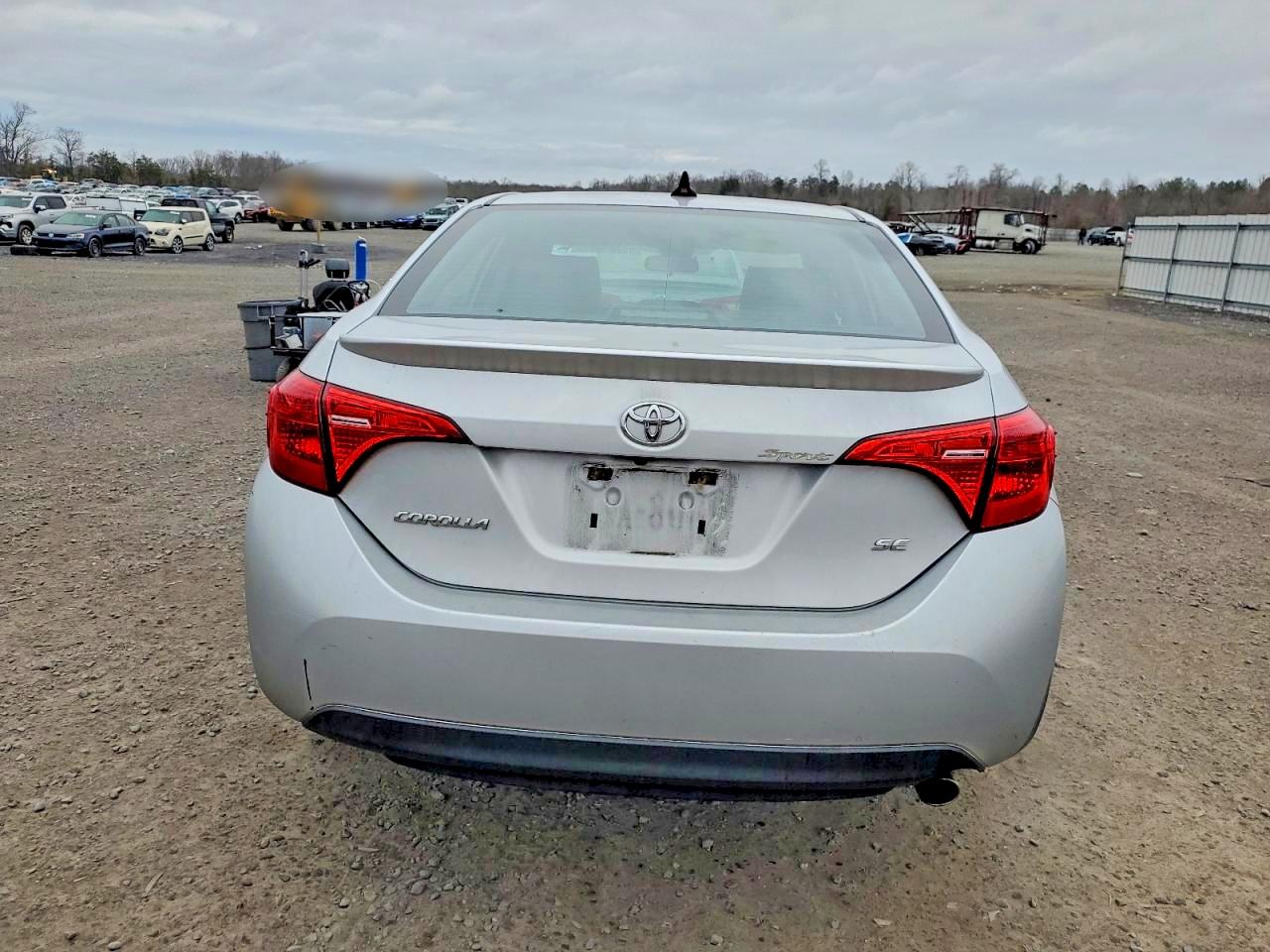 2017 TOYOTA COROLLA L photo 6