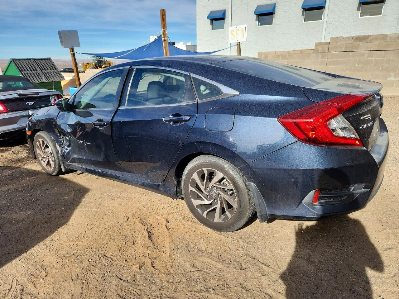2016 HONDA CIVIC EX photo 2