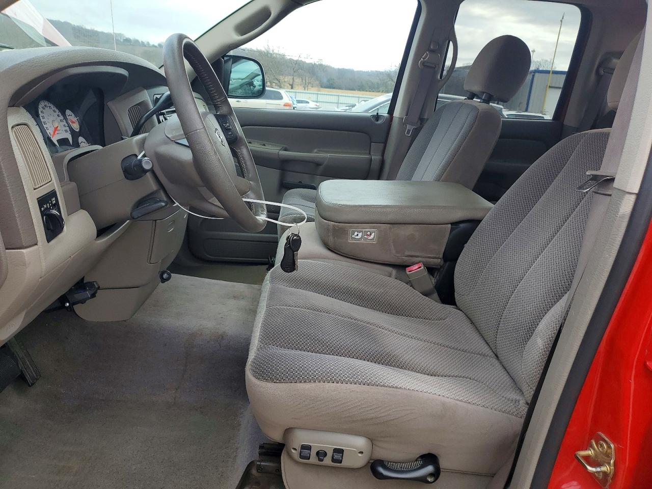2004 DODGE RAM 1500 ST photo 7