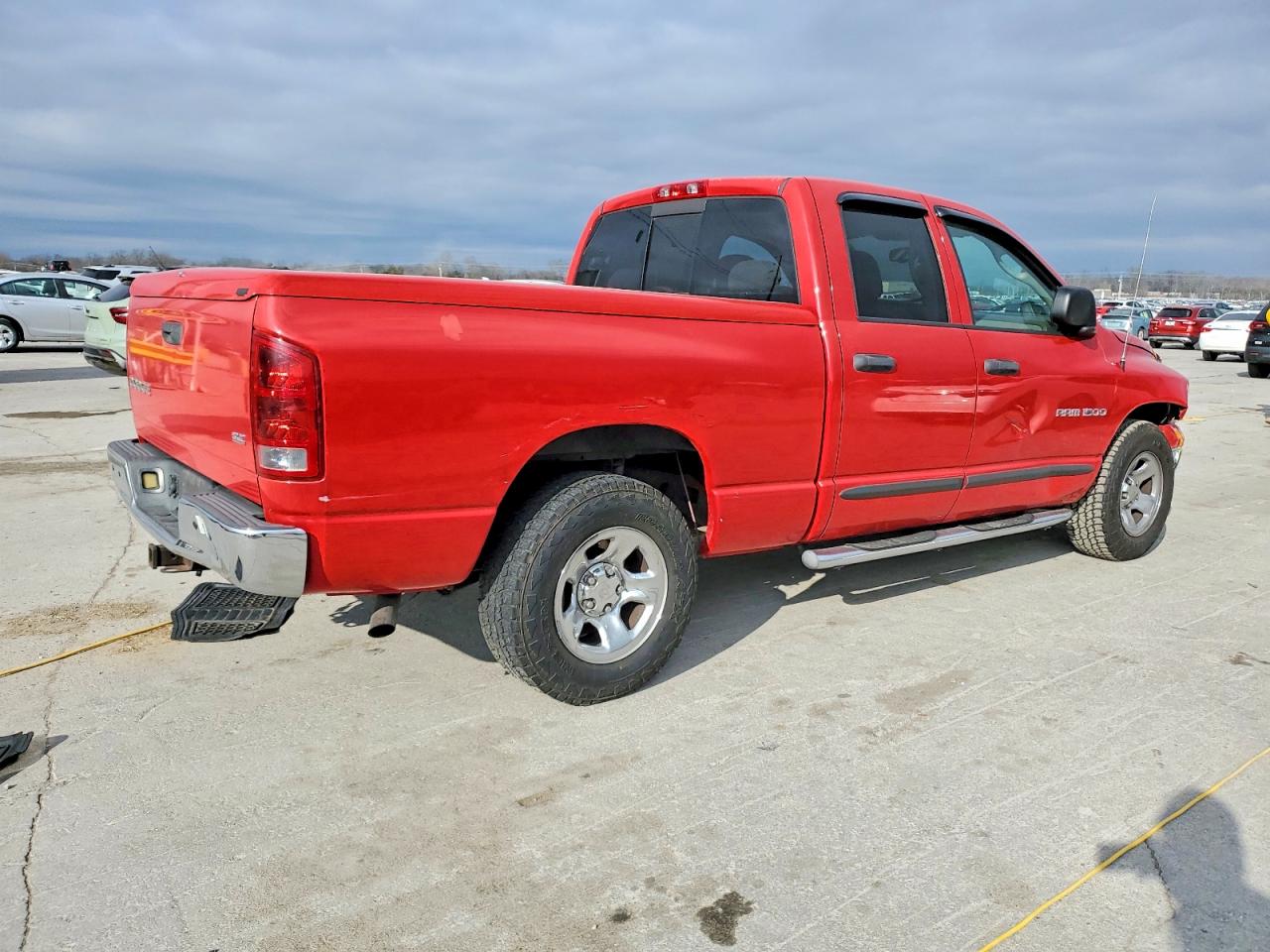 2004 DODGE RAM 1500 ST photo 3