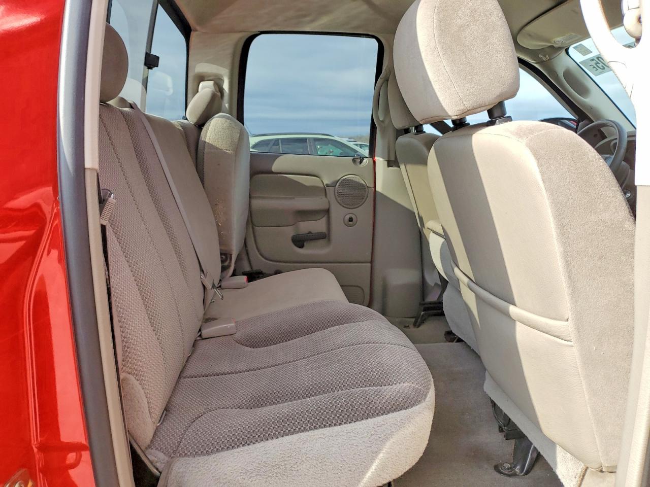 2004 DODGE RAM 1500 ST photo 10