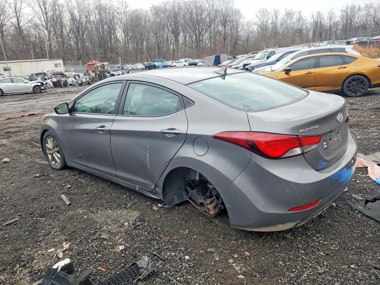 2014 HYUNDAI ELANTRA SE photo 2