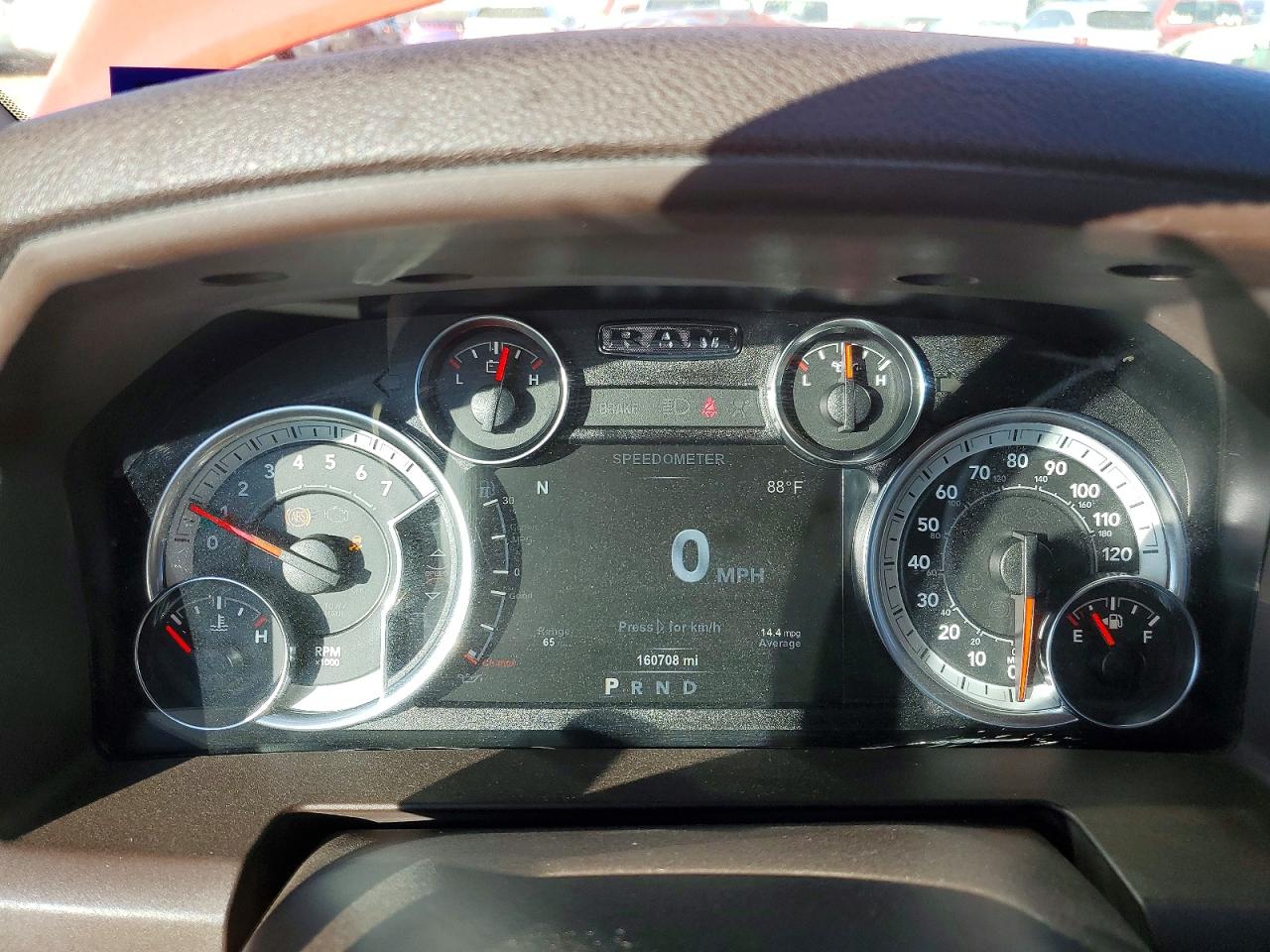 2019 RAM 1500 CLASSIC SLT photo 9