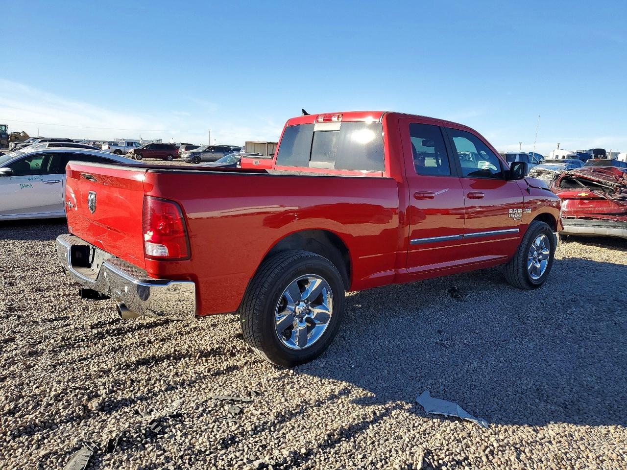 2019 RAM 1500 CLASSIC SLT photo 3