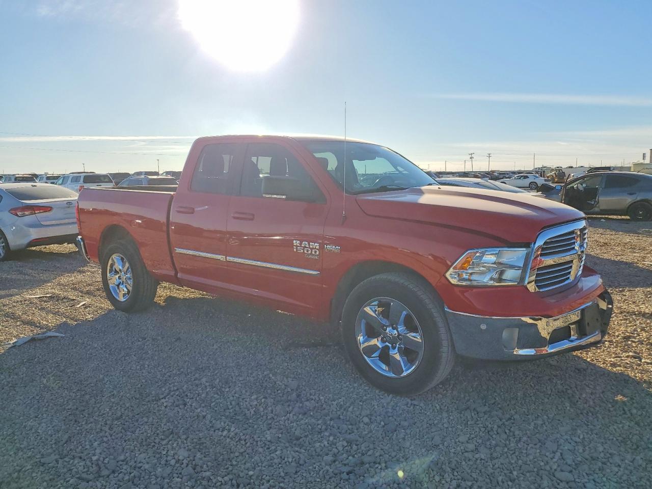 2019 RAM 1500 CLASSIC SLT photo 4
