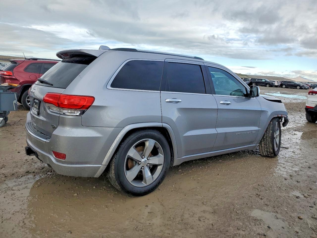 2015 JEEP GRAND CHEROKEE OVERLAND photo 3