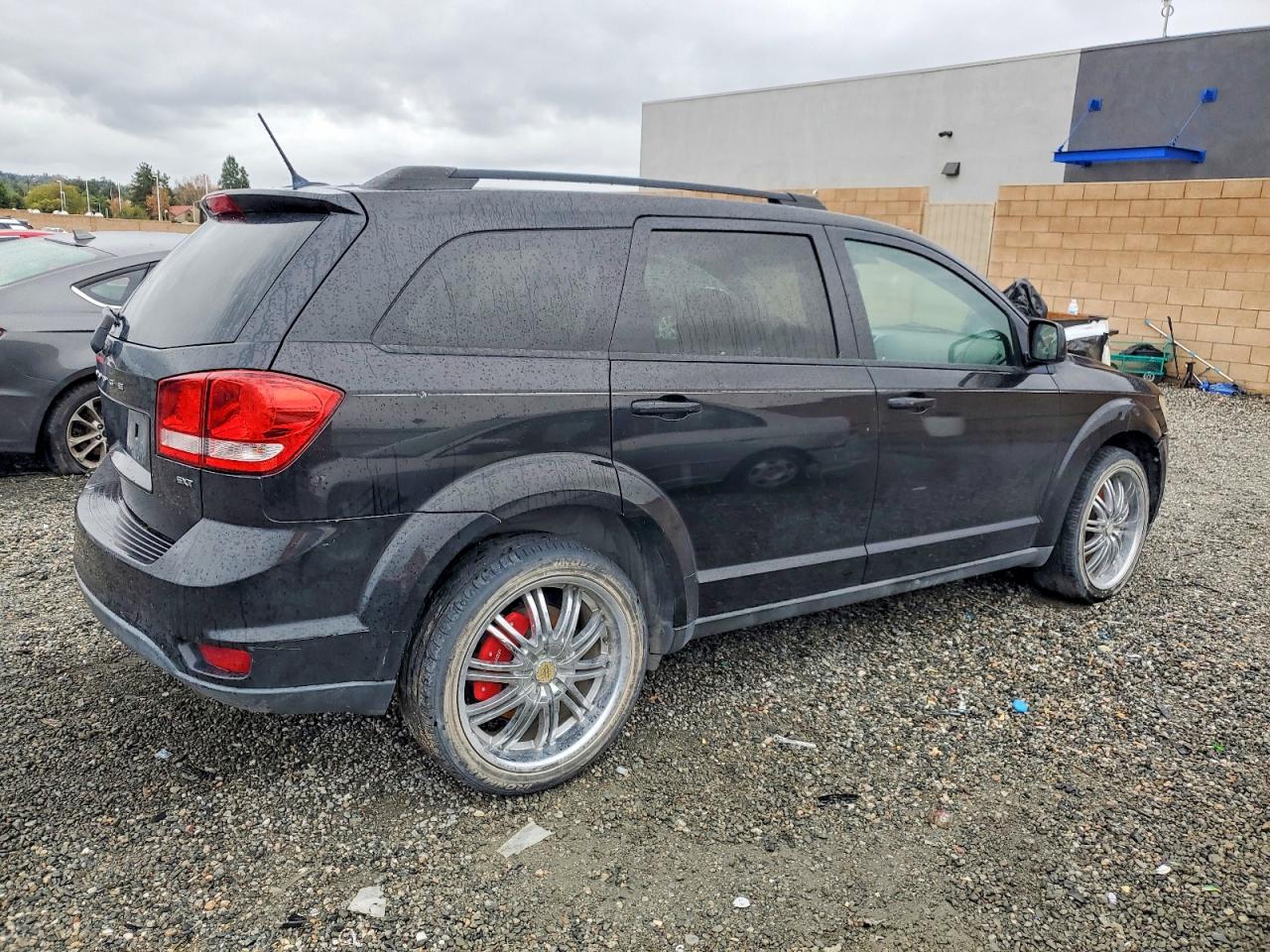2013 DODGE JOURNEY SXT photo 3