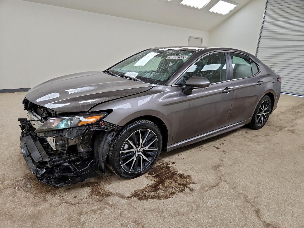 2023 TOYOTA CAMRY