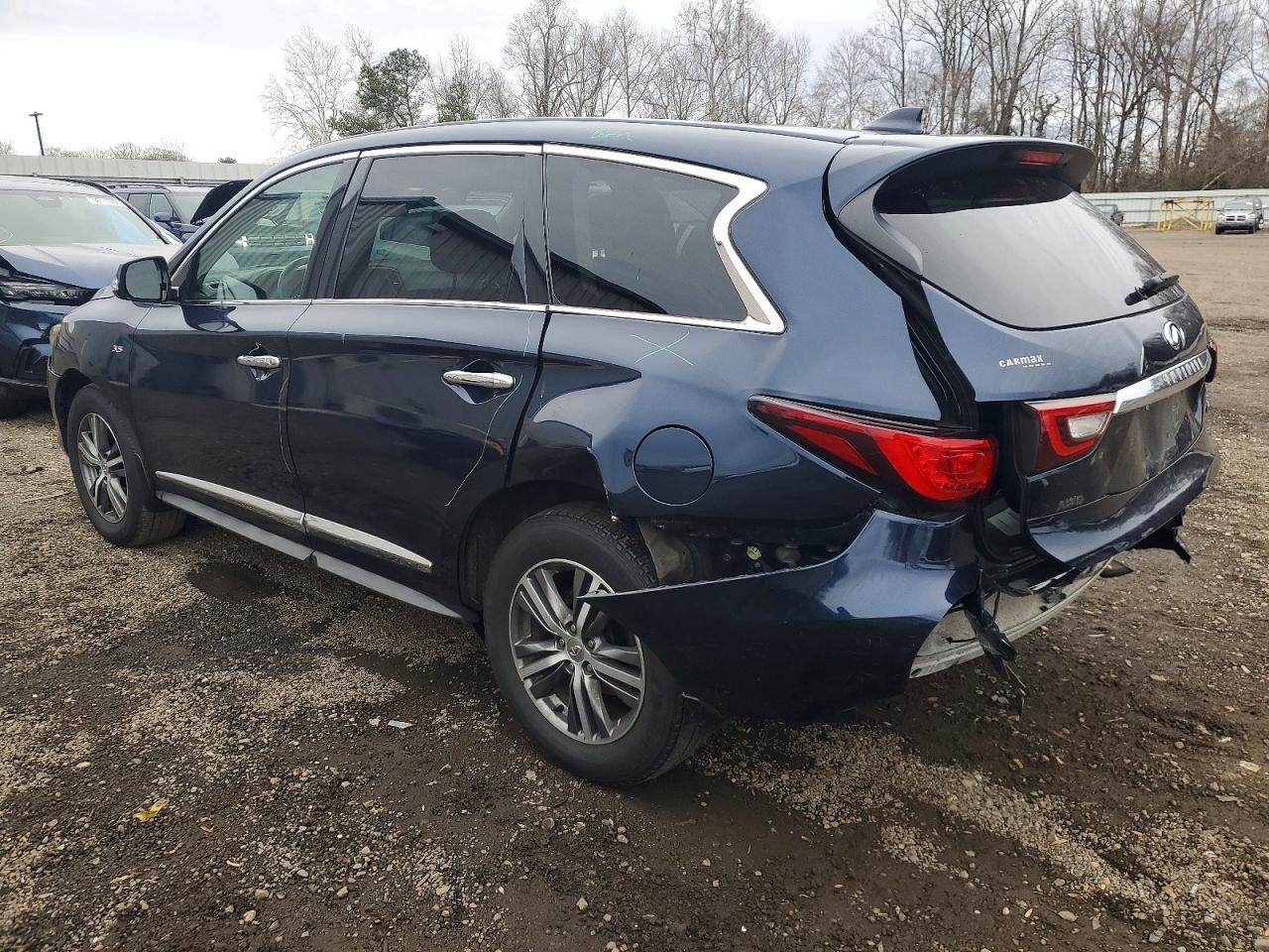 2020 INFINITI QX60 LUXE photo 2