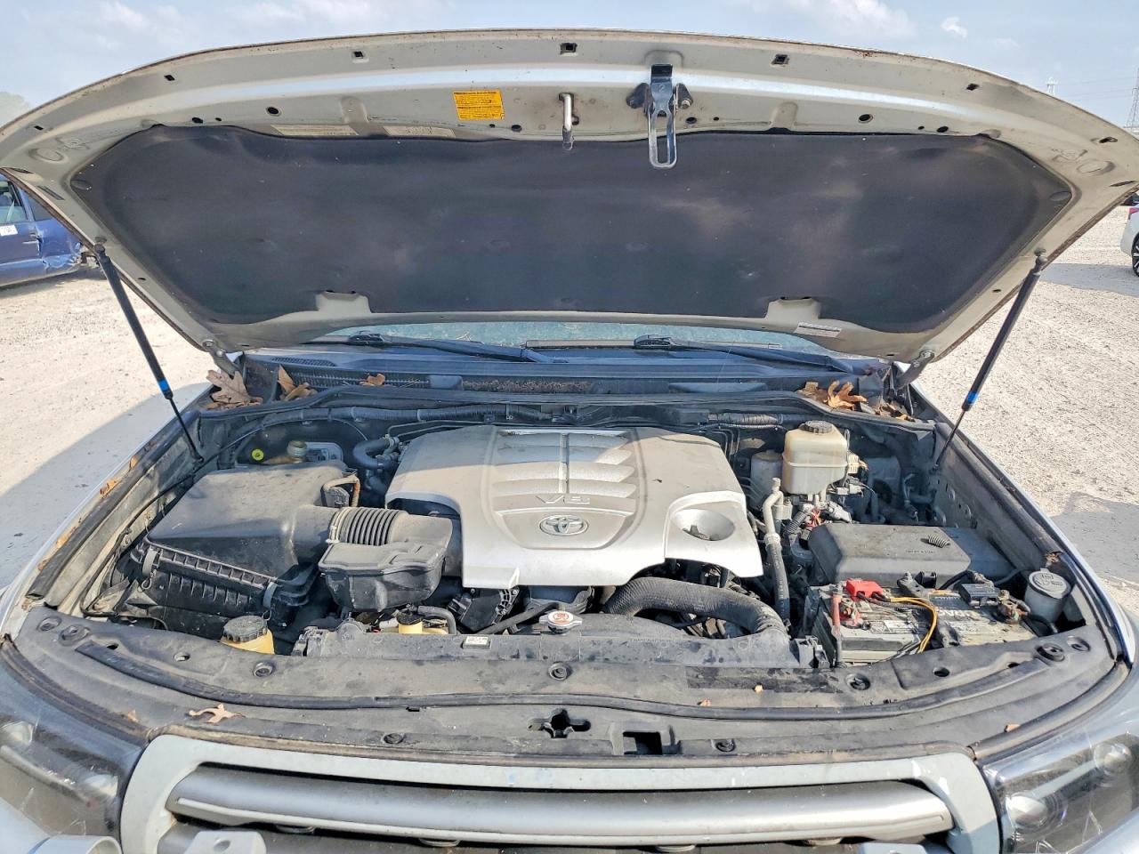 2008 TOYOTA LAND CRUISER photo 11