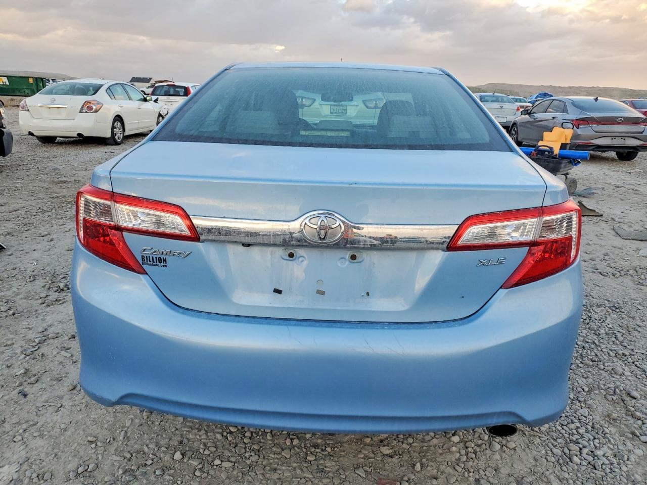 2012 TOYOTA CAMRY BASE photo 6