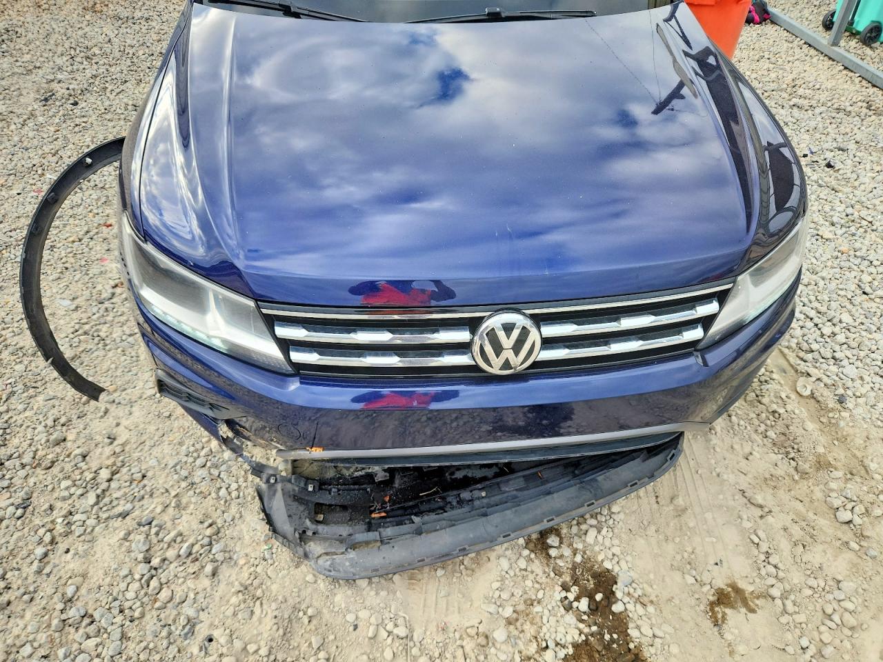 2021 VOLKSWAGEN TIGUAN SE photo 12