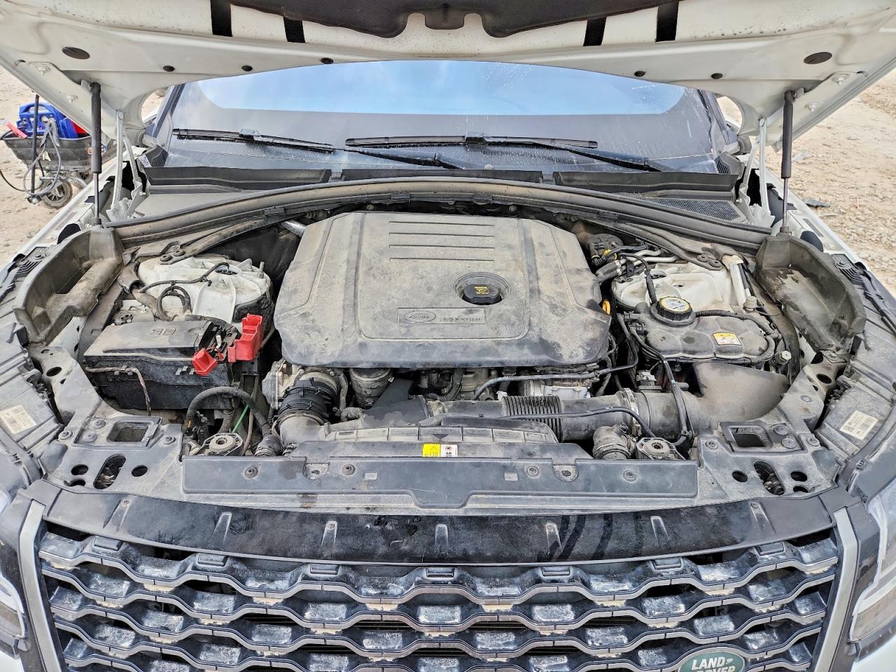 2018 LAND ROVER RANGE ROVER VELAR R-DYNAMIC SE photo 11